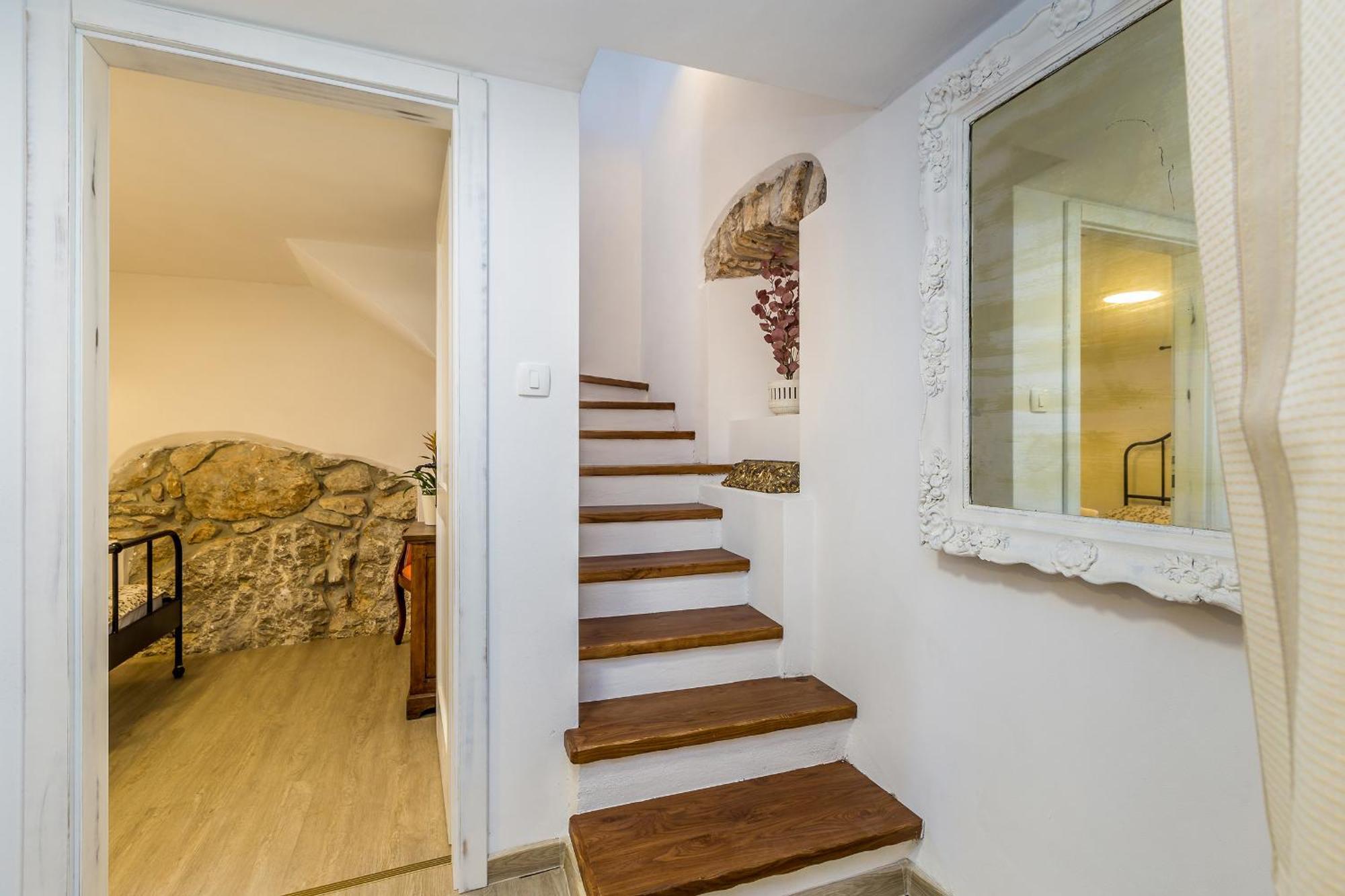 House Kuntenta With Pool And Jacuzzi